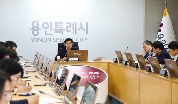 [사진] 이상일 용인특례시장 회의 모습