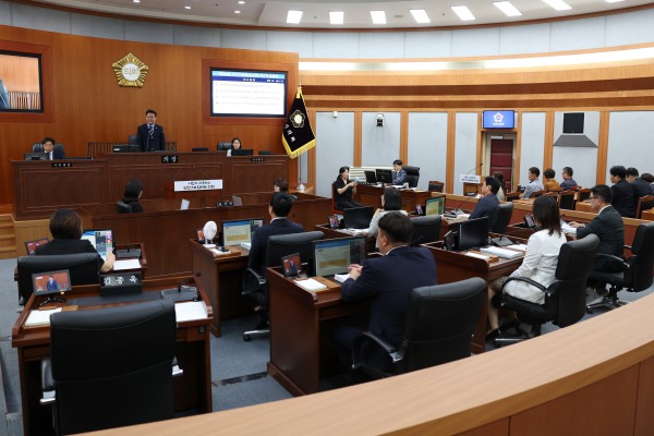 [사진] 오산시의회 임시회 모습