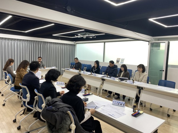 수원시가 2025년 하반기 아동급식위원회 심의를 하고 있다. 