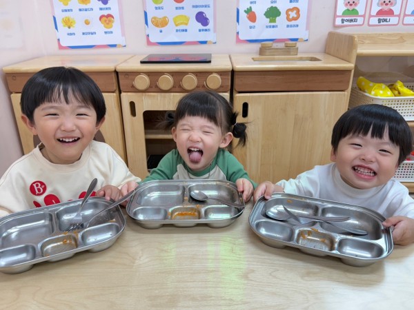 잔반줄이기 캠페인은 아이들이 식탁위에서 환경보호를 실천하는 경험이다