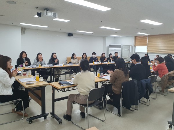 협의회 참석자들이 지역 일자리 정책의 효율적 추진을 위한 기관 간 협력 방안을 논의하고 있다.